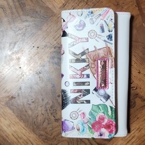 Nikky Lee Wallet